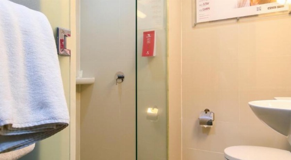 Red Planet Quezon City image 21